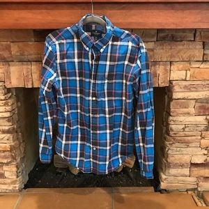 American Eagle shirt